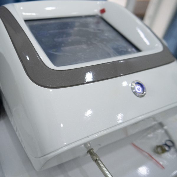 Máy điều trị giãn mao mạch Diode Laser VR 2015 cao cấp