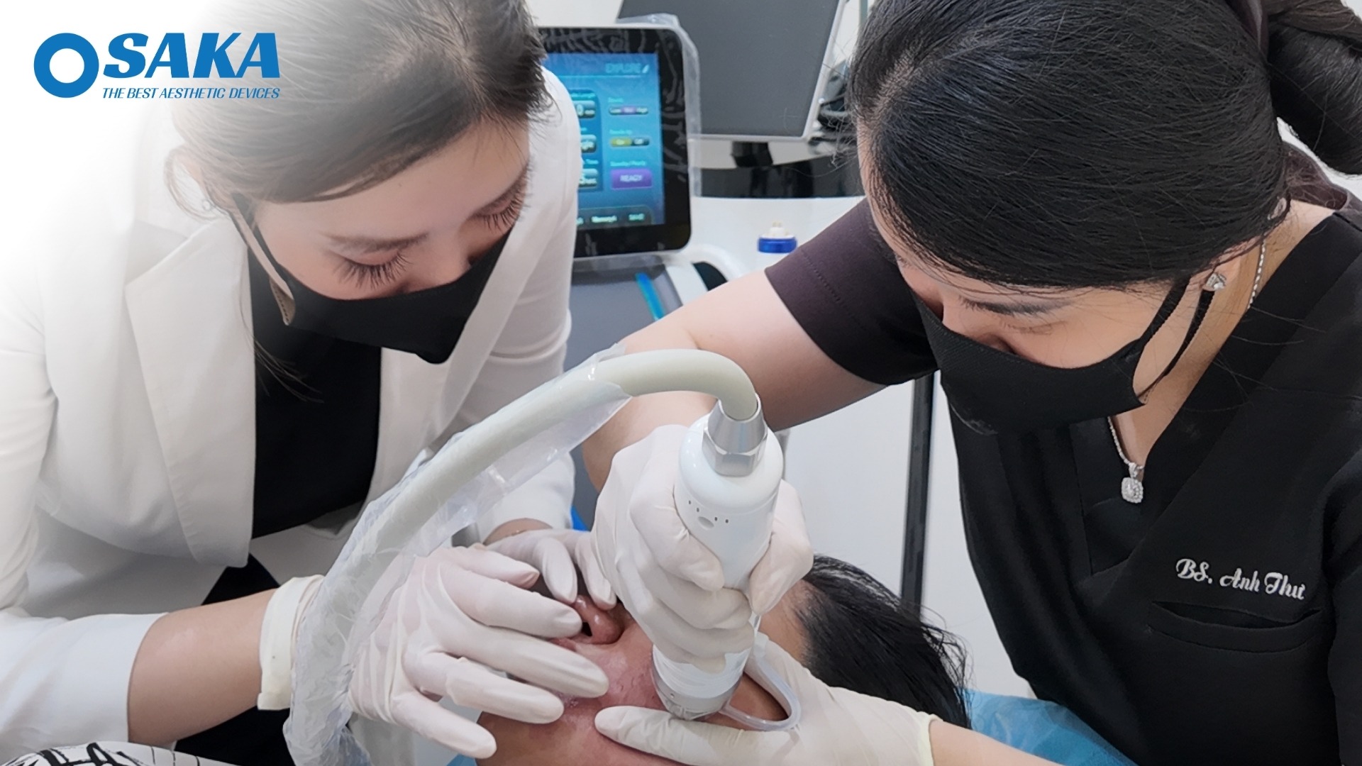 ANH THƯ SKINLAB Đột Phá Chuẩn Mực Trẻ Hóa & Tái Tạo Da Cùng Công Nghệ RF Needle Quantus Plus Italy ANH THU SKINLAB