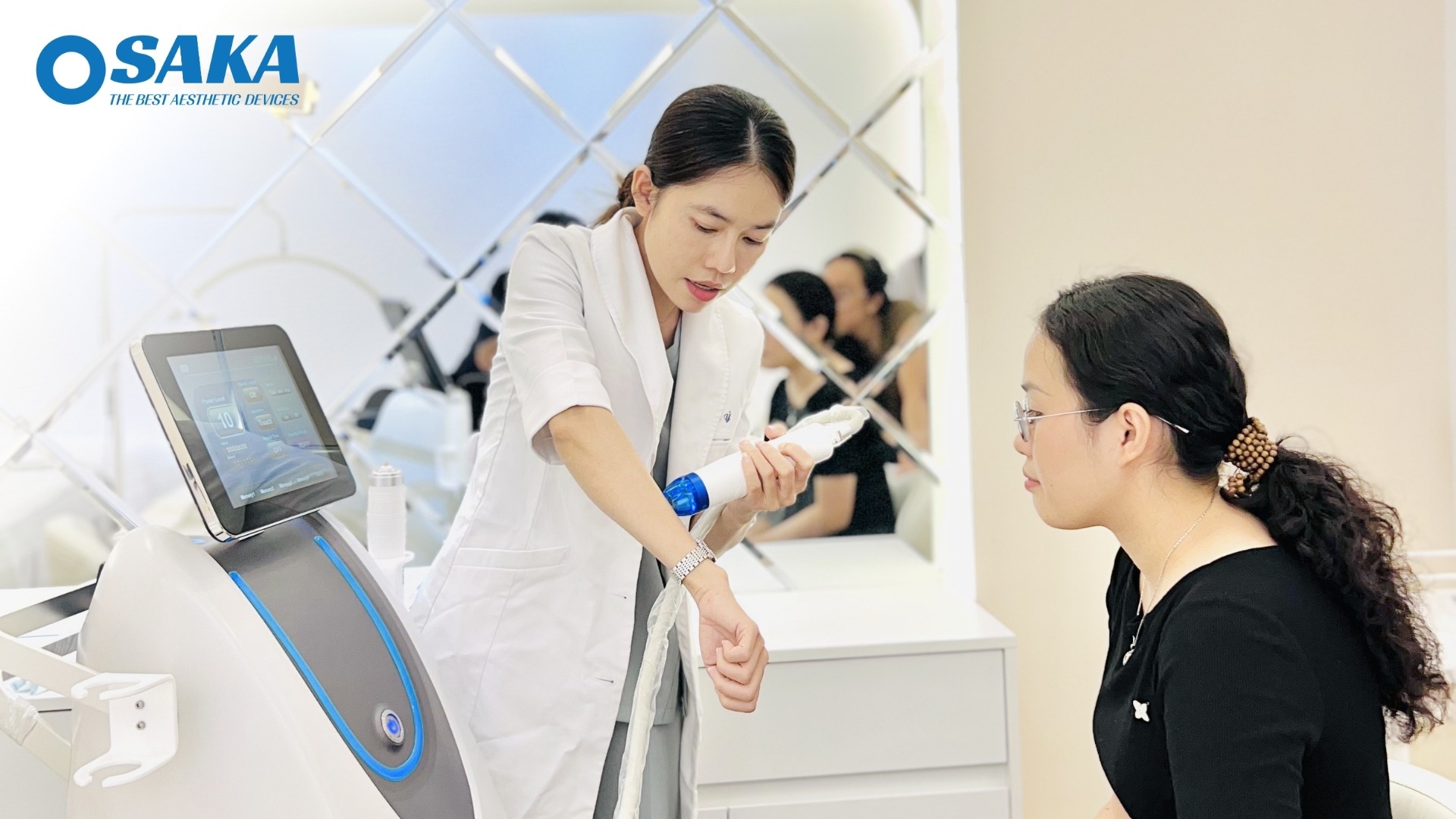 Joli Facial Studio Quy Nhơn & Bước Tiến Công Nghệ – Nâng Tầm Chuẩn Mực Điều Trị Sẹo và Trẻ Hóa Joli Facial Studio 3