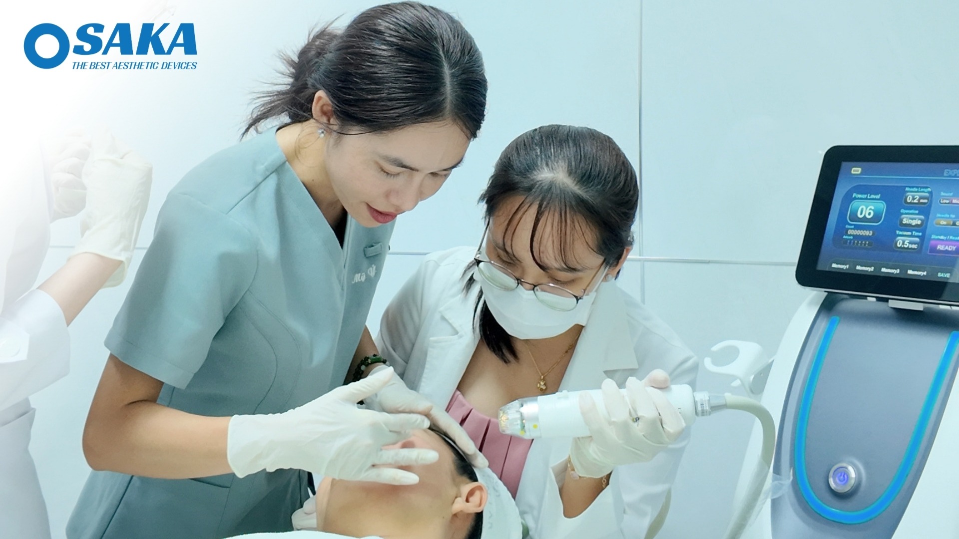 Bước Đột Phá Tái Cấu Trúc Da Tầng Sâu – OSAKA Chuyển Giao Công Nghệ RF NEEDLE Cho LONA SKINLAB Lona Skin Lab 4
