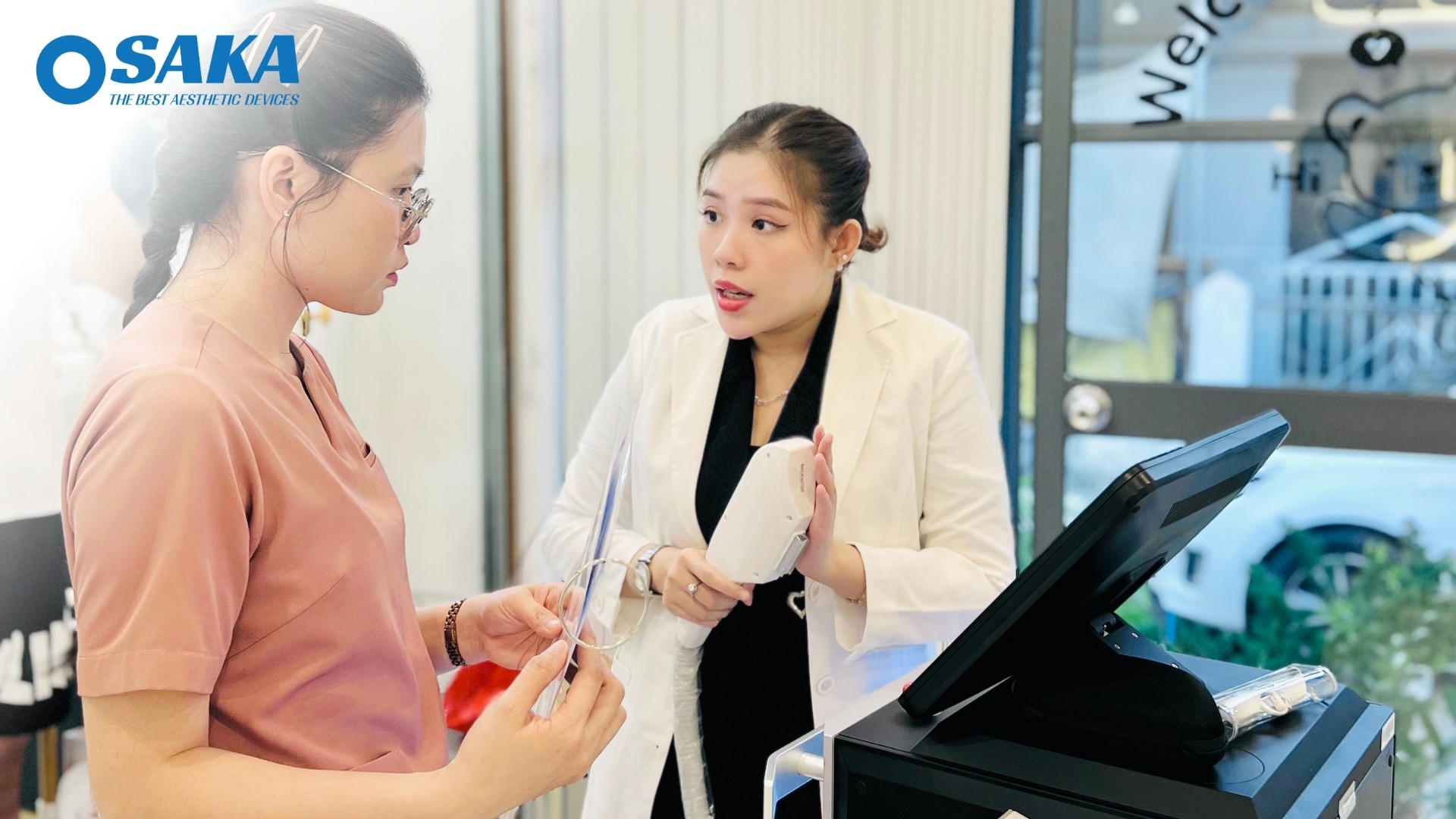 Vy’s Aesthetic Kiến Tạo Chuẩn Mực Thẩm Mỹ Mới – Đột Phá Triệt Lông & Trẻ Hóa Da Với OSAKA Lumina VyS AESTHETIC 3 1