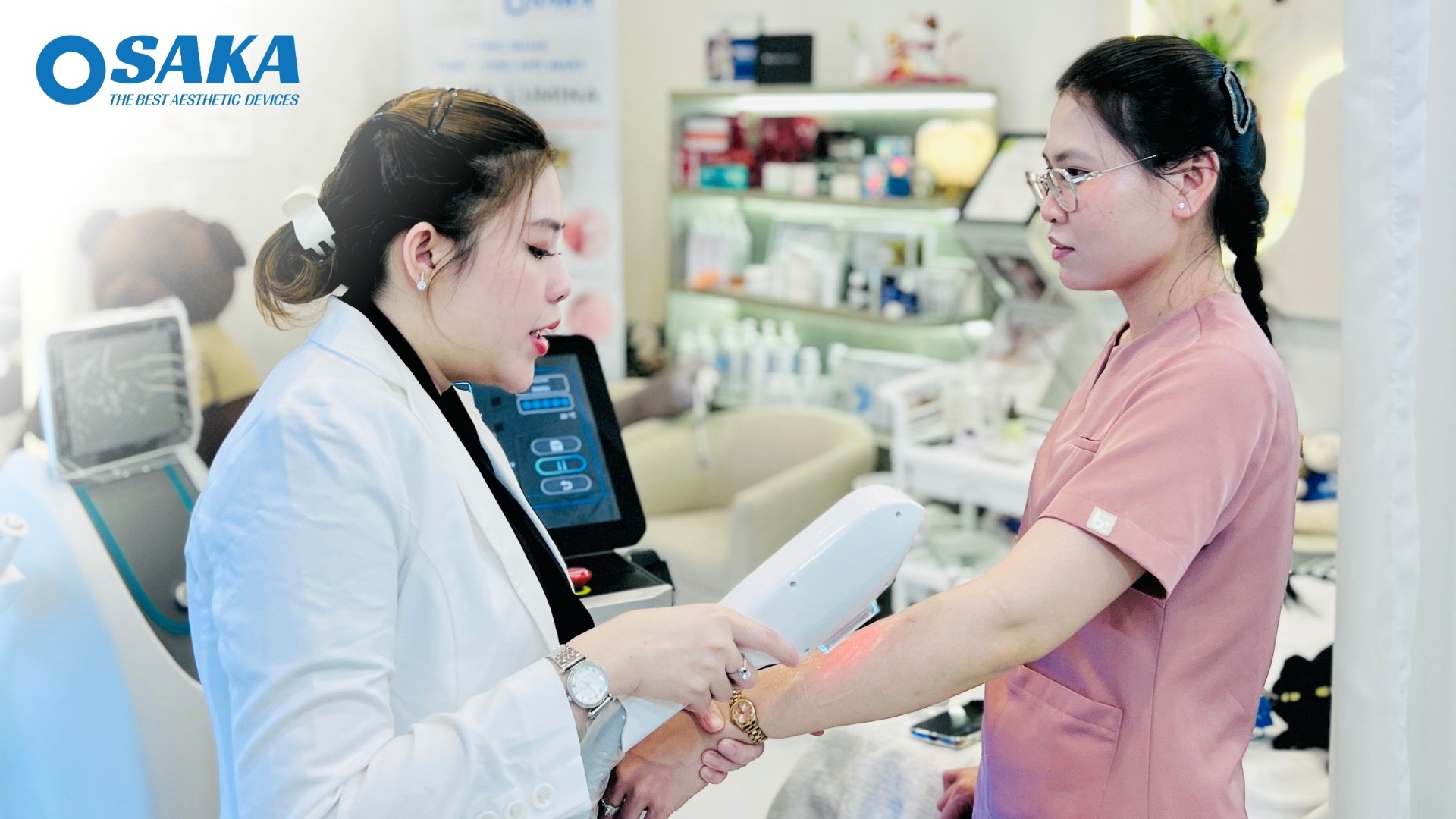 Vy’s Aesthetic Kiến Tạo Chuẩn Mực Thẩm Mỹ Mới – Đột Phá Triệt Lông & Trẻ Hóa Da Với OSAKA Lumina VyS AESTHETIC