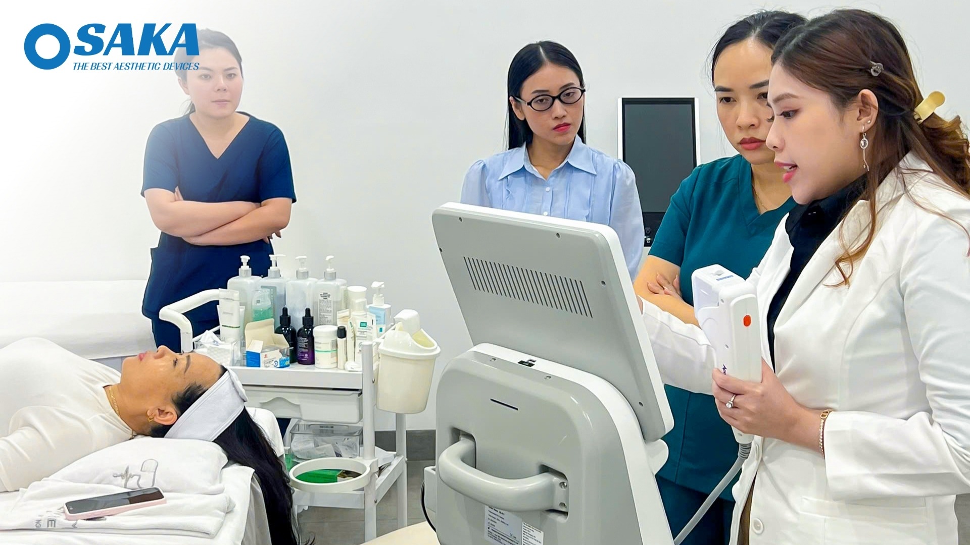 QYN Medical Khẳng Định Chuẩn Mực Trẻ Hóa Y Khoa – Chuyển Giao Siêu Công Nghệ HIFU Apolo Multilines QYN 3